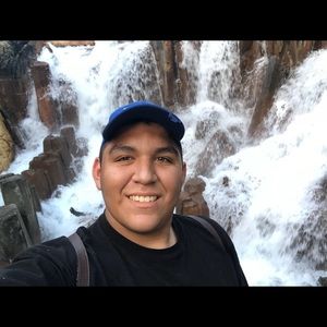 Meet your Posher, John